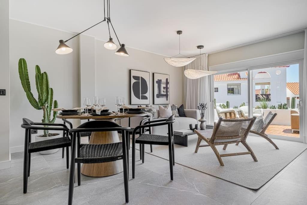 Super Stylish In Fantastic Location Leilighet *